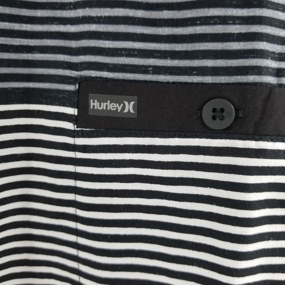 Hurley Men's Shirt Button Up Stripes Black White - Picture 4 of 6